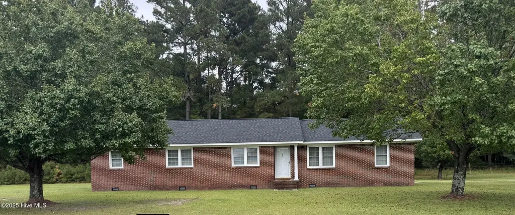 707 Gliden Road Belvidere NC 27919
