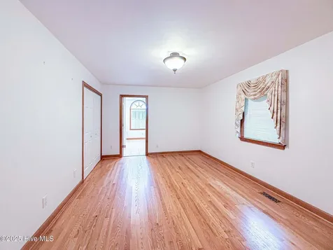 707 Gliden Road Belvidere NC 27919