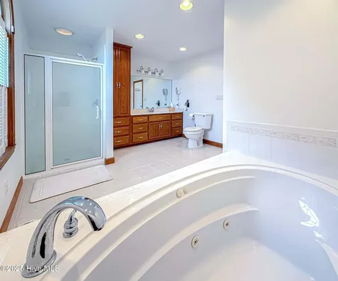 707 Gliden Road Belvidere NC 27919