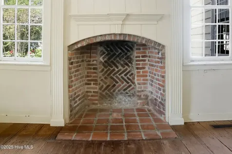 206 W Eden Street Edenton NC 27932