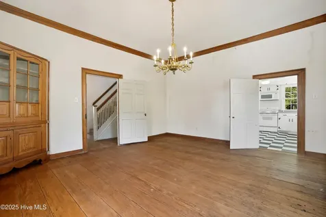 206 W Eden Street Edenton NC 27932