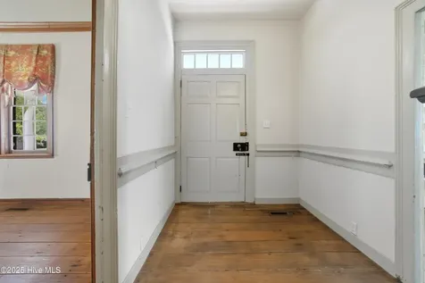 206 W Eden Street Edenton NC 27932