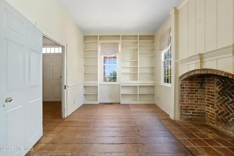 206 W Eden Street Edenton NC 27932