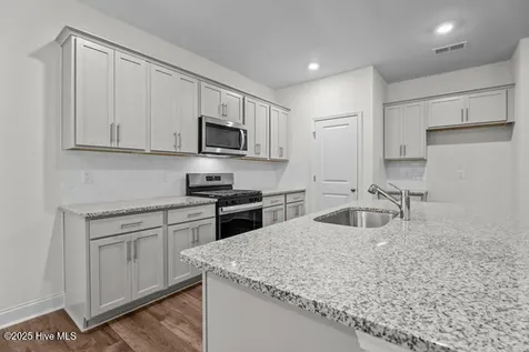 1833 Branson Court Farmville NC 27828