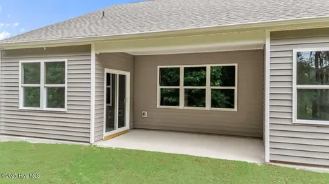 1833 Branson Court Farmville NC 27828
