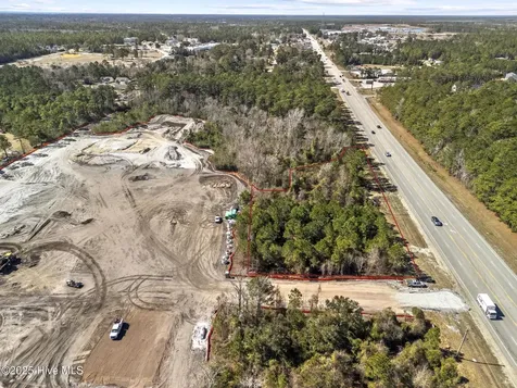 678 U.s. Highway 17 Holly Ridge NC 28445