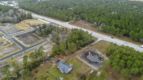 678 U.s. Highway 17 Holly Ridge NC 28445