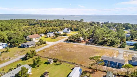 159 Barbee Street Harkers Island NC 28531