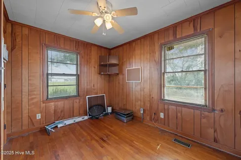 11146 Nc 55 Highway Grantsboro NC 28529