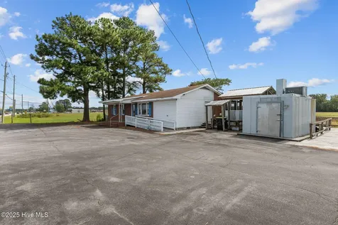 11146 Nc 55 Highway Grantsboro NC 28529