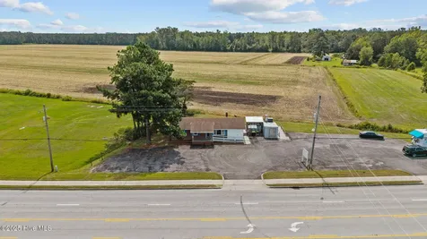 11146 Nc 55 Highway Grantsboro NC 28529