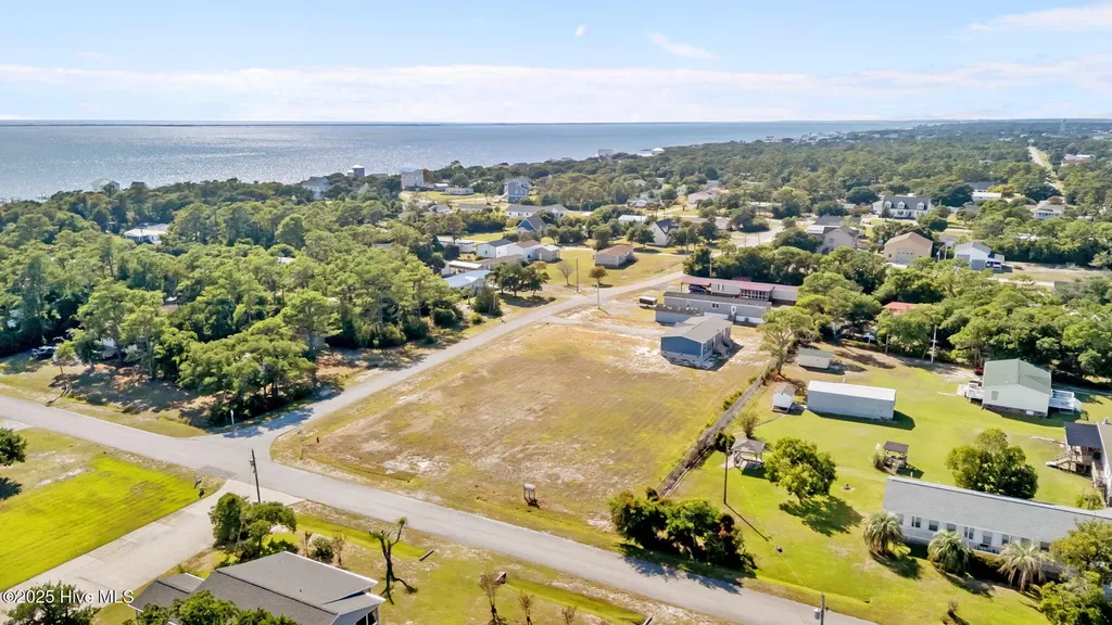 151 Barbee Street Harkers Island NC 28531