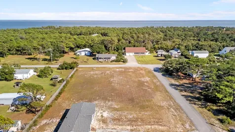 151 Barbee Street Harkers Island NC 28531