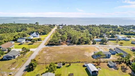 151 Barbee Street Harkers Island NC 28531