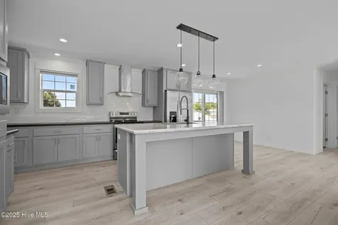 145 Barbee Street Harkers Island NC 28531