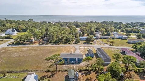 145 Barbee Street Harkers Island NC 28531