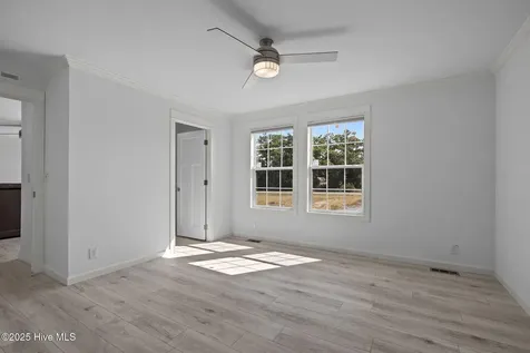 145 Barbee Street Harkers Island NC 28531
