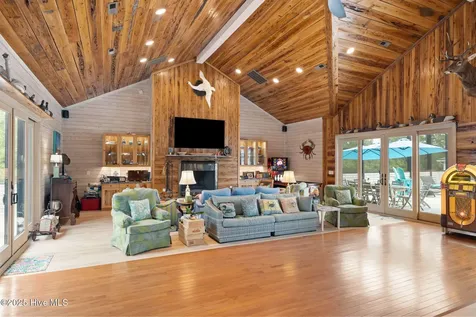811 Highway 70 Davis NC 28524