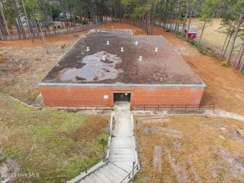 516 W Chapin Road Aberdeen NC 28315