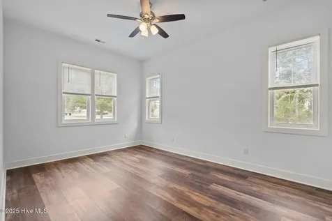 314 E Rolling Meadows Road Hampstead NC 28443