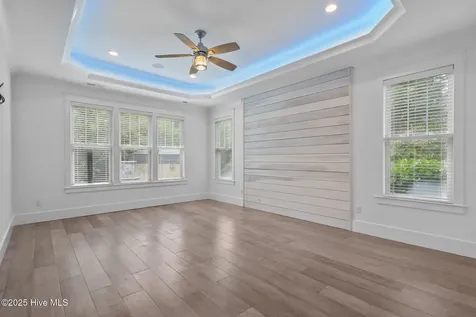 314 E Rolling Meadows Road Hampstead NC 28443