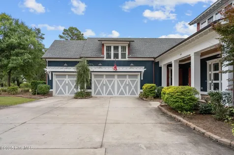 314 E Rolling Meadows Road Hampstead NC 28443