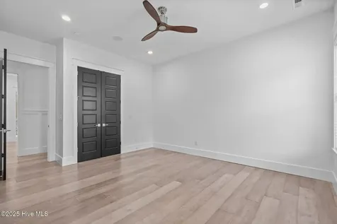 314 E Rolling Meadows Road Hampstead NC 28443
