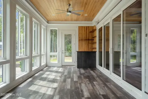 314 E Rolling Meadows Road Hampstead NC 28443