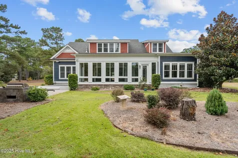 314 E Rolling Meadows Road Hampstead NC 28443
