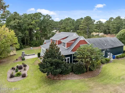 314 E Rolling Meadows Road Hampstead NC 28443