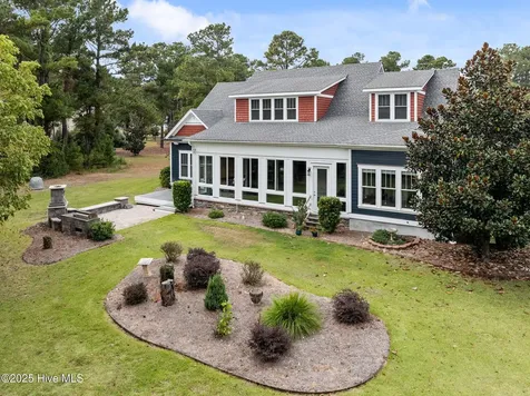 314 E Rolling Meadows Road Hampstead NC 28443