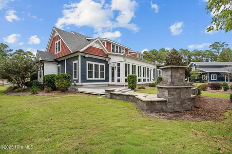 314 E Rolling Meadows Road Hampstead NC 28443