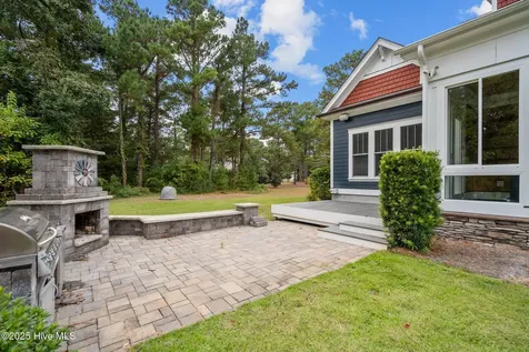 314 E Rolling Meadows Road Hampstead NC 28443