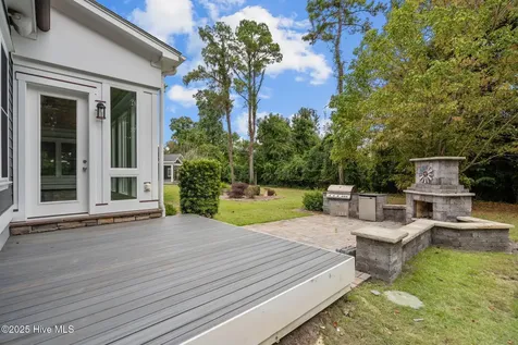 314 E Rolling Meadows Road Hampstead NC 28443
