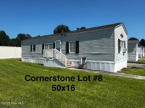 108 Smith Mhp Lane Chinquapin NC 28521