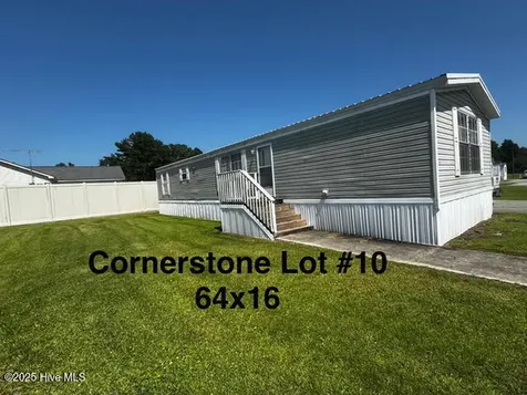 108 Smith Mhp Lane Chinquapin NC 28521