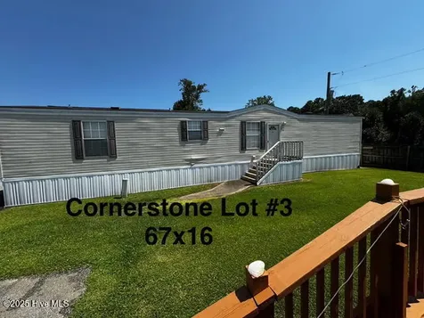 108 Smith Mhp Lane Chinquapin NC 28521
