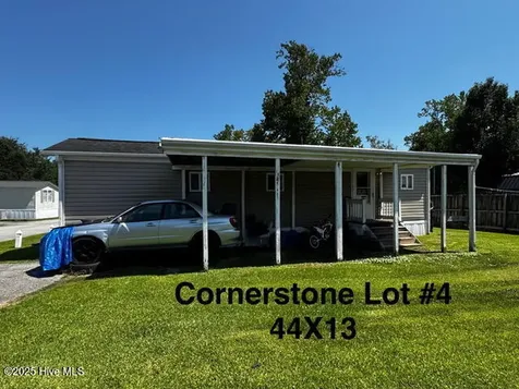 108 Smith Mhp Lane Chinquapin NC 28521