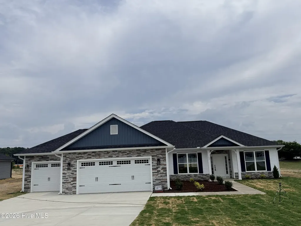102 Brighton Street La Grange NC 28551