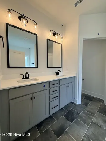 102 Brighton Street La Grange NC 28551