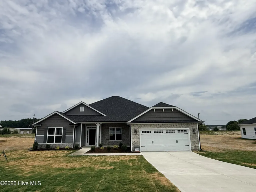 104 Brighton Street La Grange NC 28551