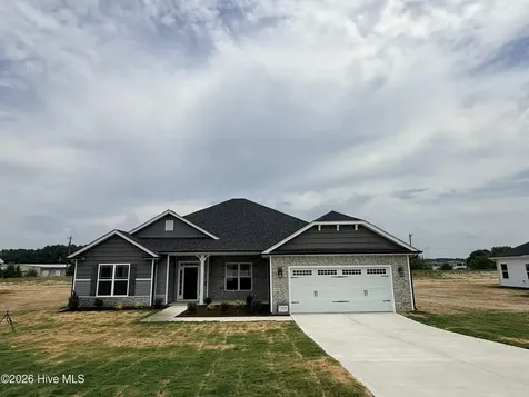 104 Brighton Street La Grange NC 28551