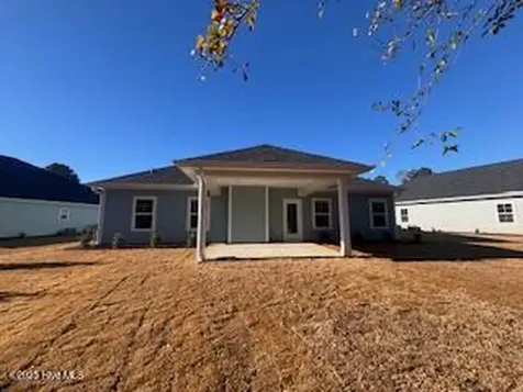 111 Boxwood Court Wallace NC 28466