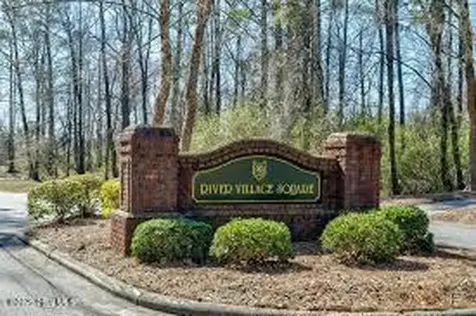 111 Boxwood Court Wallace NC 28466
