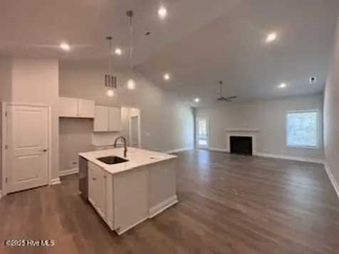 111 Boxwood Court Wallace NC 28466
