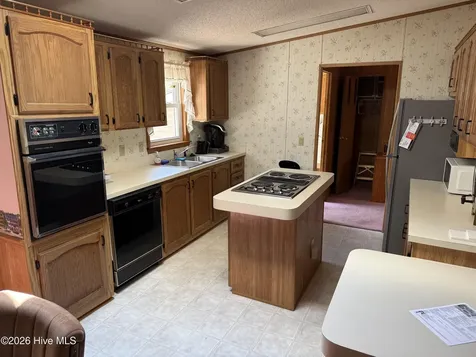 609 Outrigger Court Hampstead NC 28443