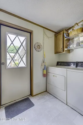 609 Outrigger Court Hampstead NC 28443