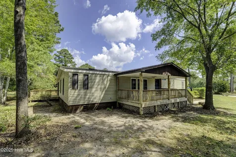 609 Outrigger Court Hampstead NC 28443