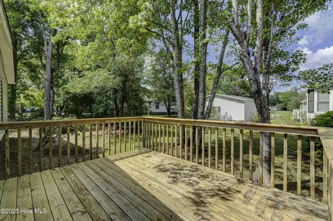 609 Outrigger Court Hampstead NC 28443