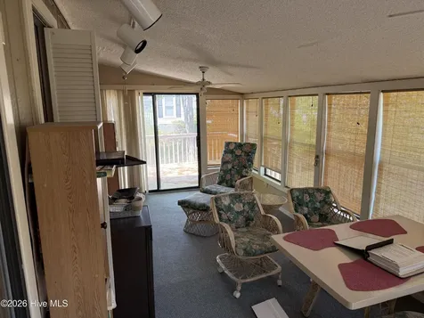 609 Outrigger Court Hampstead NC 28443